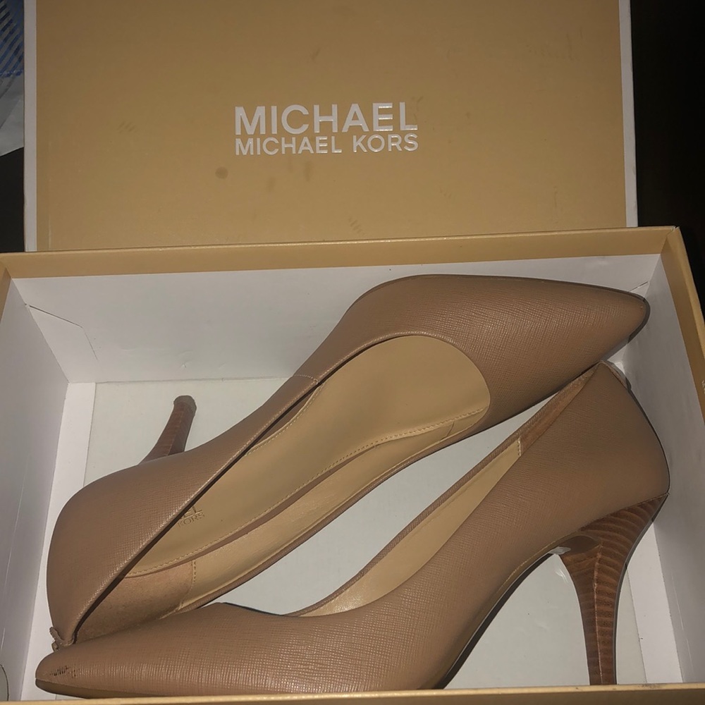 Tan Michael Kors heels